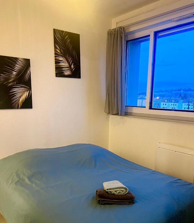 Cocon Wifi Netflix Parking Gratuit Apartment แบลฟอร์ ภายนอก รูปภาพ